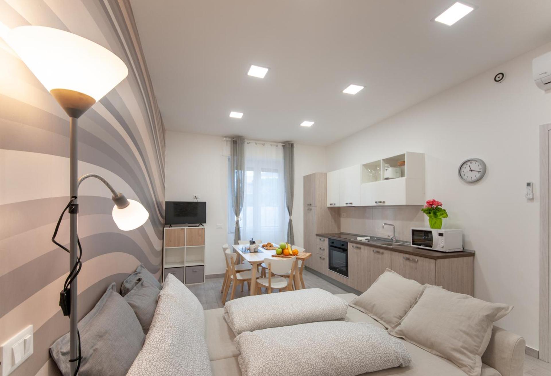 Nicoletta Rivieraholiday Albenga Exterior photo